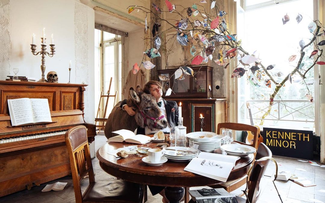Fr 20.08.2021, 19 Uhr – Kino in Concert – Kenneth Minor (live) + Searching for Sugar Man (Film)